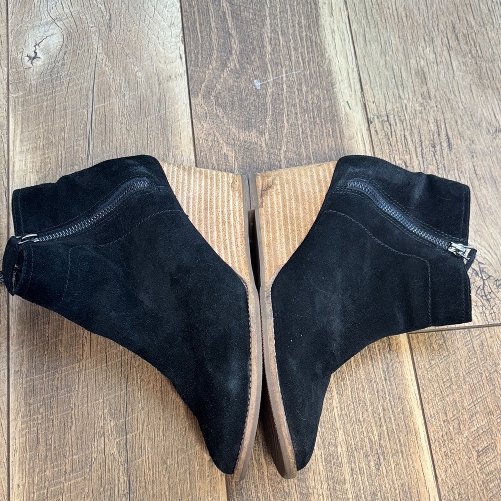 Blondo Leather Suede Waterproof Black Wedge Ankle Boots sz 9 1/2 - Picture 3 of 10